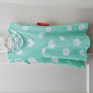 Sleeveless lime green with pink and white daisies size 4-5 Wonder Nation
